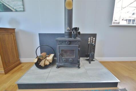 LOG BURNER
