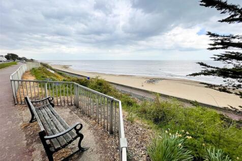 CLACTON SEA FRONT