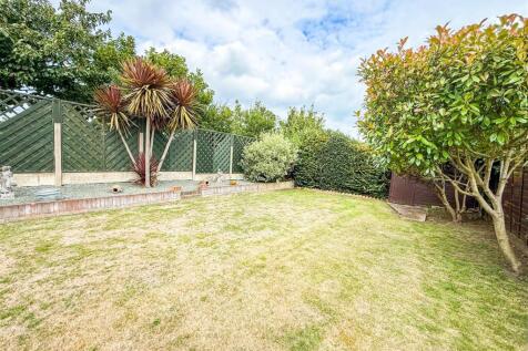 ALTERNATE VIEW OF GARDEN