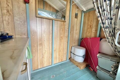 INTERNAL VIEW OF BEACH HUT