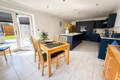 DINING AREA VIEW