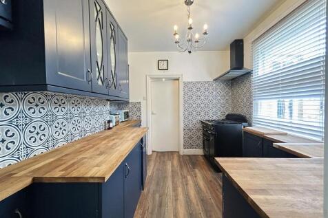 KITCHEN...jpeg