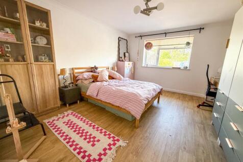 BEDROOM SEVEN