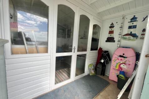 INTERNAL VIEW OF BEACH HUT