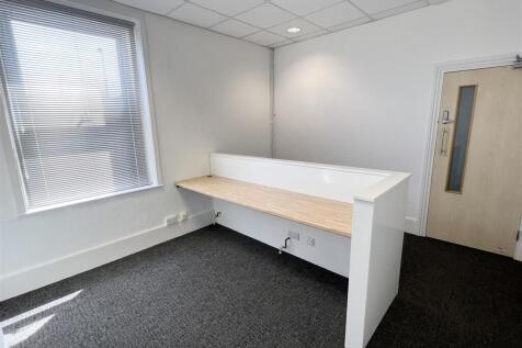 COMMERCIAL ROOM SPACE.jpg