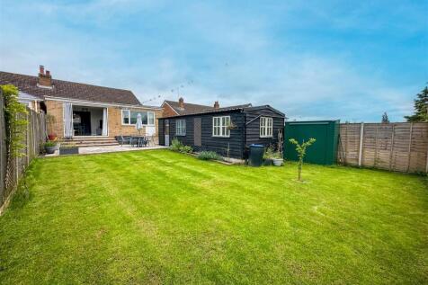 Thorberry Gdn 2.jpg