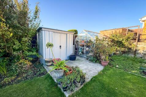 ALTERNATE VIEW OF GARDEN