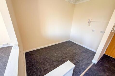 STUDIO STYLE BEDROOM AREA