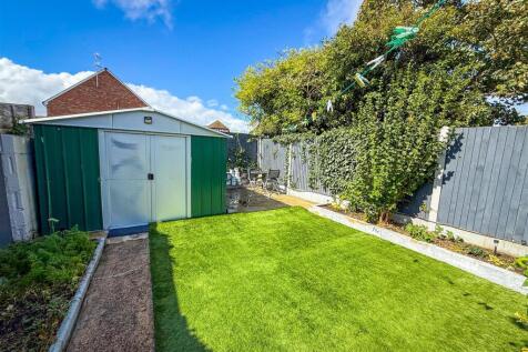 ALTERNATE VIEW OF GARDEN