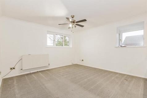 Lounge/Kitchen