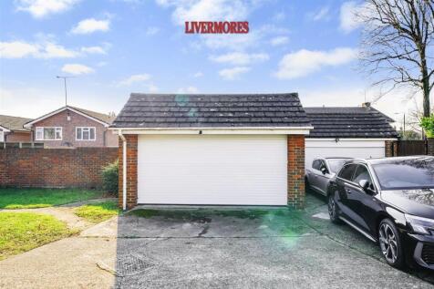 Double Garage &amp; Parking