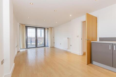 Lounge/Kitchen