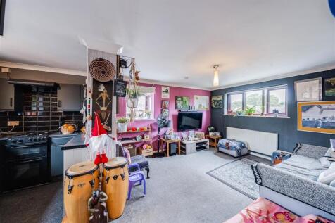 Kitchen/Lounge