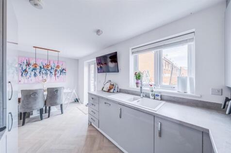 Kitchen-diner