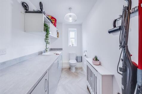 Utility &amp; GF WC