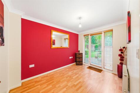 Bedroom 4/Reception 2