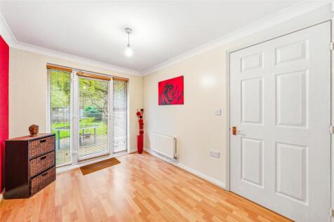 Bedroom 4/Reception 2