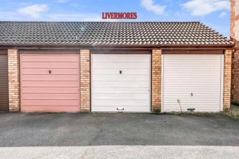 Garage.jpg