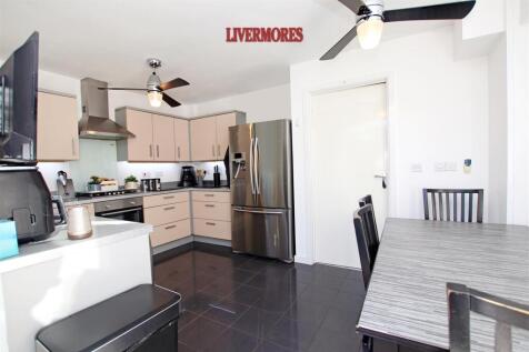 Kitchen Edit.jpg