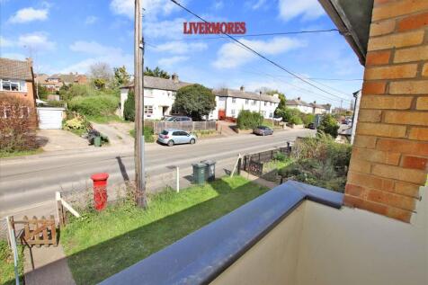 4 main road longfiled balconydp.jpg