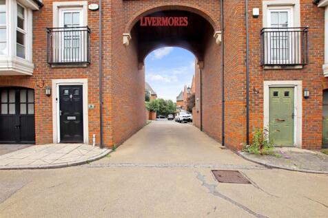 Entrance.jpg