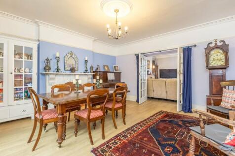 Living / Dining Room