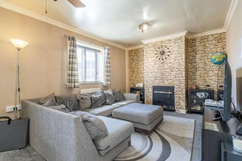 Lounge / Dining Room