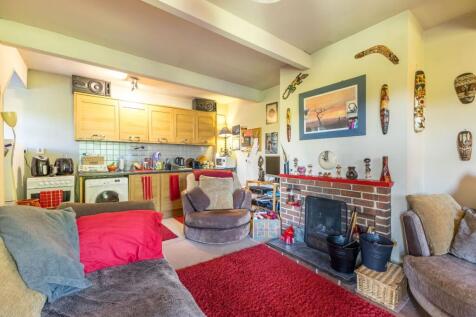 Living / Kitchen