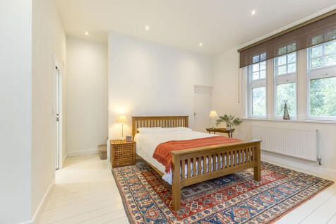 Guest Bedroom 4