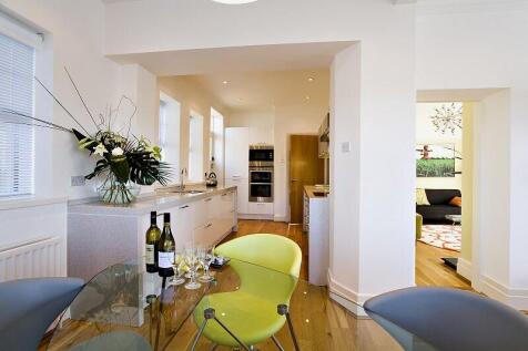 Kitchen / Dining