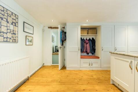 Utility/Boot Room