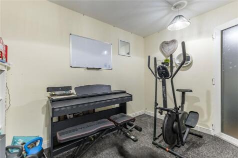 Gym/Home Offic