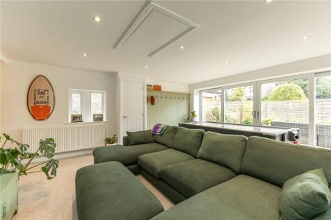 Games / Living Room