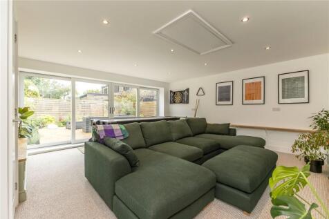 Games / Living Room