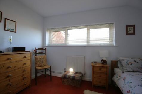2nd floor bedroom 