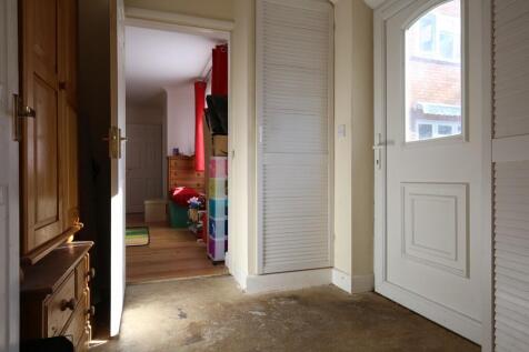 Annexe entrance