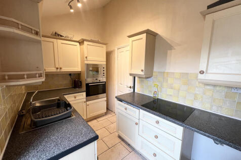 Flat 4 - Kitchen