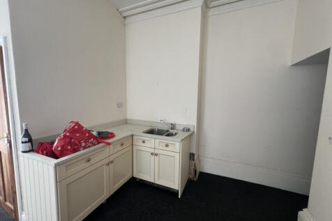 Studio - Kitchenette