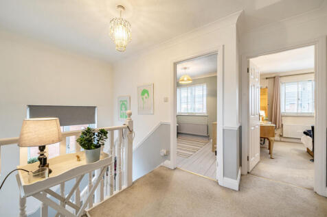 1370151-13-68f66b...