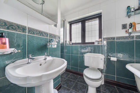 1373322-8-6909ffa...