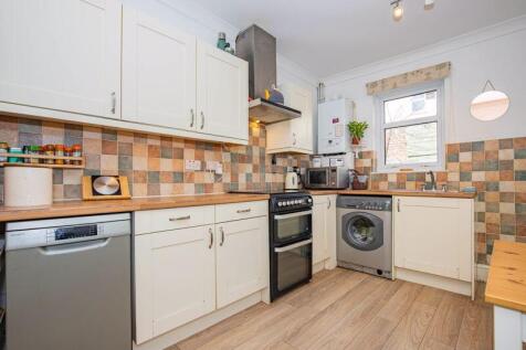 Kitchen / Breakfast Room