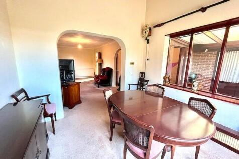 Dining Room 2