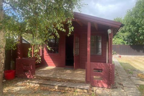 Summer House / Studio
