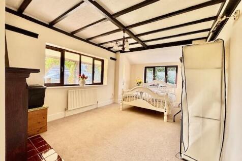 Ground Floor Bedroom / Second Reception Room