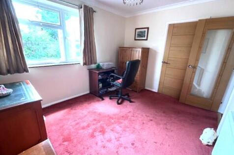 Bedroom 2 Study