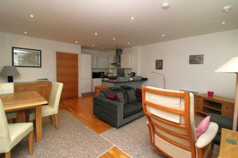 Living area 2.JPG