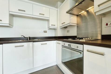 Kitchen (2)