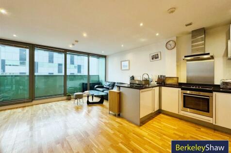 Kitchen/living