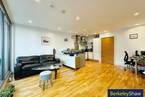 Kitchen/living (2)