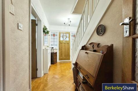 Entrance hall (2)